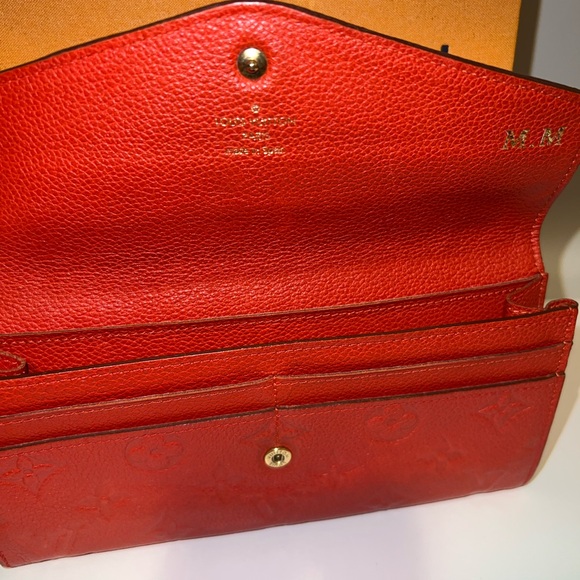 LV Monogram Empreinte Leather Curieuse Wallet - Picture 6 of 13